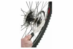 VAR Outil Démonte Cassette Pour Shimano HG & Sram 8 VAR Outil Démonte Cassette Pour Shimano HG & Sram -Entretien Réparation Route Soldes unnamed file 1152