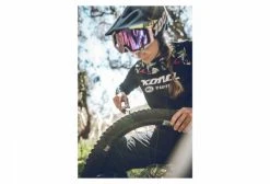 Kit Réparation Tubeless Lezyne Classic Tubeless Kit + 5 Mèches -Entretien Réparation Route Soldes unnamed file 998